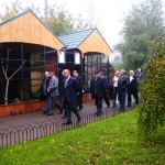 Глава города Олег Сорокин поблагодарил директора "Лимпопо" за ту радость, которую зоопарк дарит всем